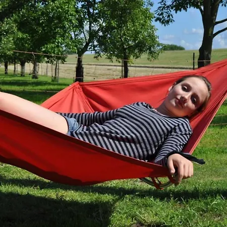 Auszeit Am Elbufer, Garten + Schafe + Sauna Appartement *