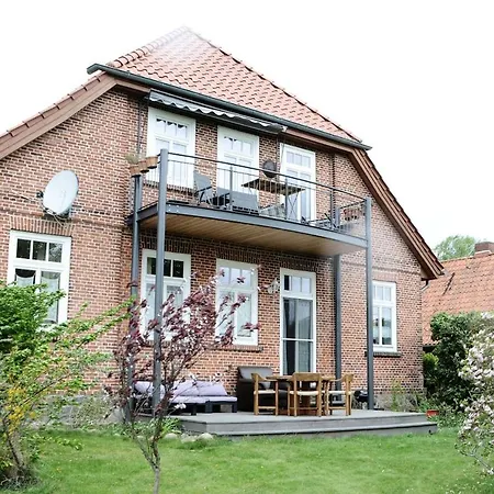 Auszeit Am Elbufer, Garten + Schafe + Sauna Appartement Bleckede